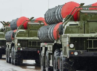 ভারত রাশিয়া থেকে ১৬৮টি এস-৪০০ ক্ষেপণাস্ত্র কিনছে