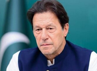 ইমরান খান দৃষ্টিশক্তি হারাচ্ছেন: গুরুত্বপূর্ণ মেডিকেল রিপোর্ট révélation