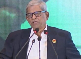 নির্বাচনে গণতন্ত্রের বিজয়