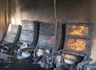 রূপগঞ্জে বিএনপি কার্যালয়ে পেট্রোল বোমা হামলা ও অগ্নিসংযোগ