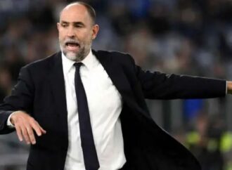 টটেনহ্যামের ডাগআউটে নতুন কোচ ইগর টিউডর