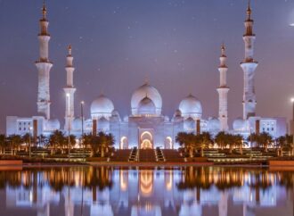 রমজানে কর্মঘণ্টা কমানোর ঘোষণা আমিরাতের