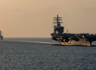 ইরান হরমুজ প্রণালী সাময়িক বন্ধ ঘোষণা করেছে