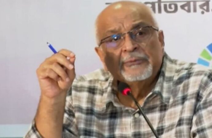 অন্তর্বর্তী সরকারের চুক্তিগুলি পুনরায় খতিয়ে দেখা জরুরি: ড. দেবপ্রিয় ভট্টাচার্য