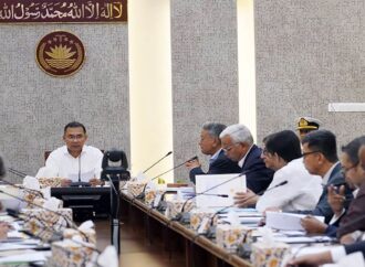 ঈদের আগেই সব পরিবারের জন্য ফ্যামিলি কার্ডের ঘোষণা