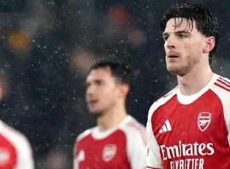 ২ গোলের লিড হেরেও পয়েন্ট ভাগাভাগি করল আর্সেনাল: শুরুতেই শিরোপা দৌড়ে টেক্কা দিল সিটি-গানার