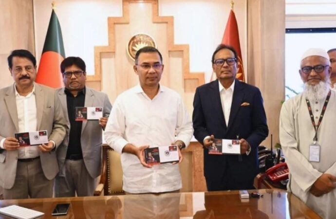 প্রধানমন্ত্রীর উদ্যোগে মাতৃভাষা দিবসের স্মারক ডাকটিকিট উন্মুক্ত