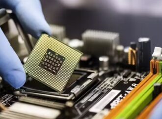 এআইয়ের প্রভাবে চিপ সরঞ্জাম খাতে আয় লাগবে ১৬ শতাংশের বেশি