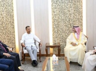 প্রধানমন্ত্রী তারেক রহমানের সাথে সৌদি দূতের সাক্ষাৎ