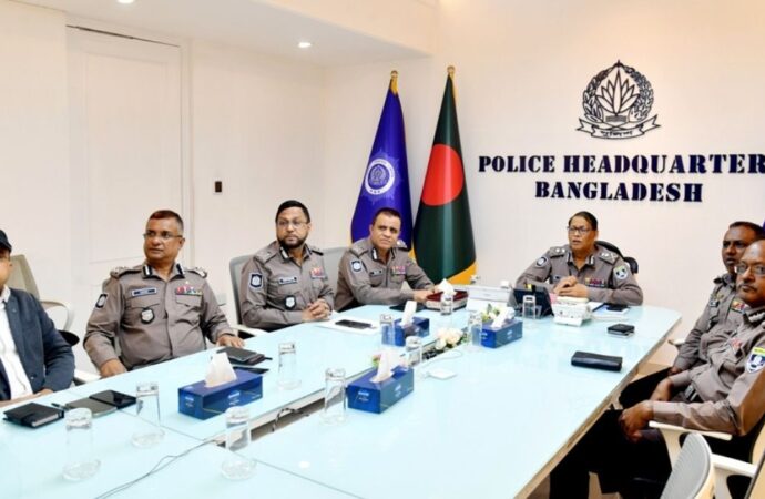 আইজিপি: নিষিদ্ধ দলের কর্মকাণ্ড চালাতে দেওয়া হবে না