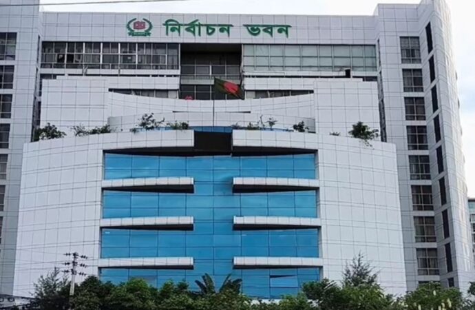 এপ্রিলের আগেই বগুড়া-৬ ও শেরপুর-৩ আসনের উপনির্বাচন সিদ্ধান্ত ইসির