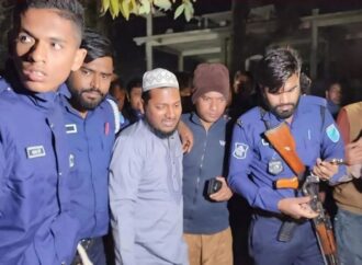 প্যারোলে মুক্তি পেয়ে পিতার জানাজায় ছাত্রদল নেতা