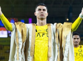 ১৬০ বছরের ফুটবল ইতিহাসে প্রথম: ৩০ বছর পর ৫০০ গোলের অনন্য মাইলফলক স্পর্শ করেছেন ক্রিশ্চিয়ানো রোনালদো