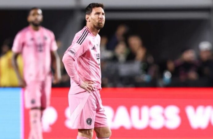 নতুন বিতর্কে জড়ালেন মেসি