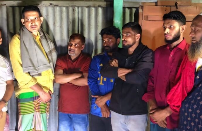 ধর্মমন্ত্রীর কঠোর নির্দেশের পরে মুরাদনগরে ইয়াবা সেবনের সময় ৭ জন গ্রেপ্তার