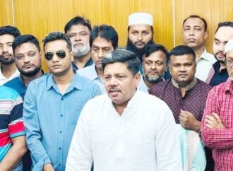 প্রথম কর্মদিবসেই নগরীর উন্নয়নে ১৮০ দিনের পরিকল্পনা ঘোষণা: গাজীপুর সিটি প্রশাসক শওকত হোসেন