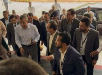 নতুন গভর্নর মো. মোস্তাকুর রহমান বাংলাদেশ ব্যাংকে যোগদান করেছেন