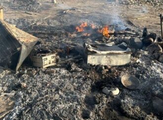 পাকিস্তানে সশস্ত্র হামলায় নারী ও শিশুসহ ৬ জন নিহত