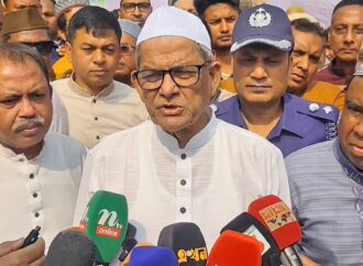 স্থানীয় সরকার মন্ত্রী বললেন, পুলিশ হত্যাকাণ্ডের তদন্ত চলবে, প্রয়োজনে আবারও হবে