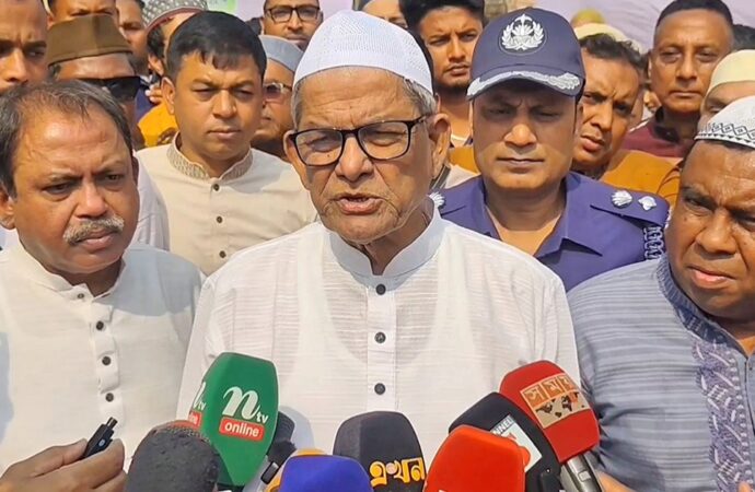 স্থানীয় সরকার মন্ত্রী বললেন, পুলিশ হত্যাকাণ্ডের তদন্ত চলবে, প্রয়োজনে আবারও হবে