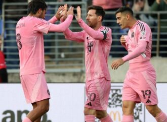 মেসির কাছাকাছি ৯০০ গোলের মাইলফলক, দর্শকের সামনে জয় মায়ামির