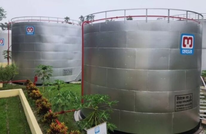 তেল ডিপোয় সেনাবাহিনী মোতায়েনের নির্দেশ