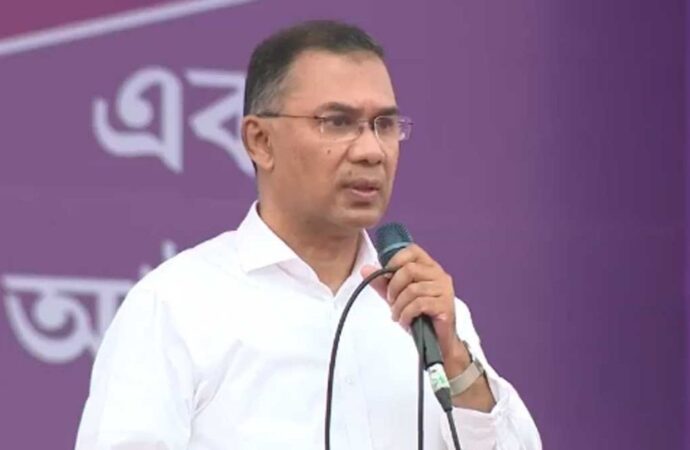 প্রধানমন্ত্রী বলেন, এক মাসের কম সময়ে জনগণের প্রতিশ্রুতি শুরু করেছি