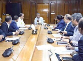 পোশাক শিল্পের সংকট মোকাবিলায় মাসিক নগদ সহায়তার ঘোষণা