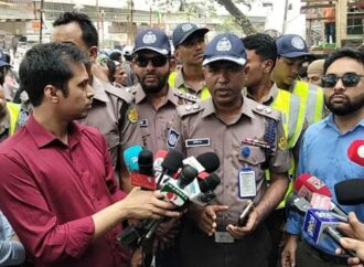 মানুষ ও যানবাহনের চলাচলে ভোগান্তি এড়াতে অভিযান চালাবে ডিএমপি