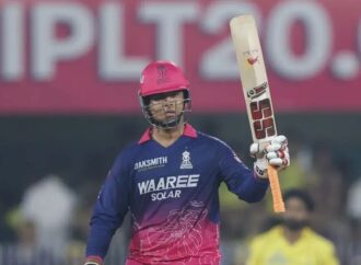 ১৫ বছরেই আইপিএলে ভ্রমর: মাত্র ১৫ বলে ফিফটির নতুন রেকর্ড