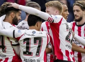 পিএসভি আইন্দহোভেনের হ্যাটট্রিক শিরোপা: পাঁচ ম্যাচ হাতে রেখেই চ্যাম্পিয়ন