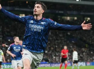 চ্যাম্পিয়ন্স লিগে নাটকীয় জয় পেল আর্সেনাল: শেষ মুহূর্তের 골ে স্পটলাইটে কপাল পুড়ল স্পোর্টিং সিপি