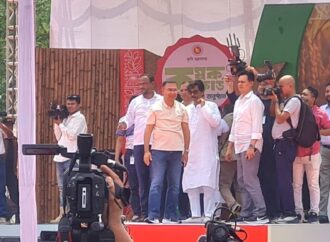 প্রধানমন্ত্রী টাঙ্গাইলে পৌঁছেছেন কৃষক কার্ড উদ্বোধনের জন্য