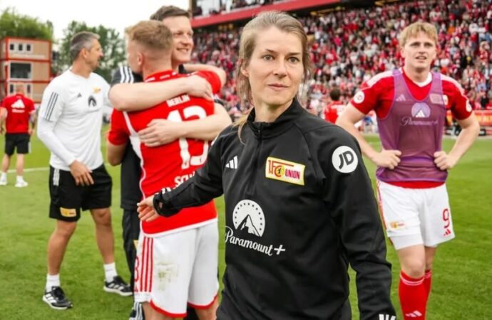 বুন্দেসলিগার পুরুষ দলে প্রথম নারী প্রধান কোচ ম্যারি-লুইস এতা