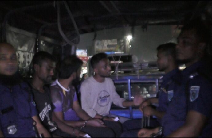 সৈয়দপুর রেলওয়ে এলাকায় ৩ মাদকসেবীকে বিভিন্ন মেয়াদে কারাদণ্ড ও অর্থদণ্ড