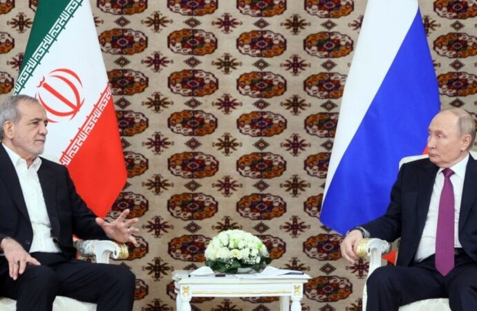 পুতিনের ইরানের ইউরেনিয়াম রাশিয়ায় স্থানান্তরের প্রস্তাব