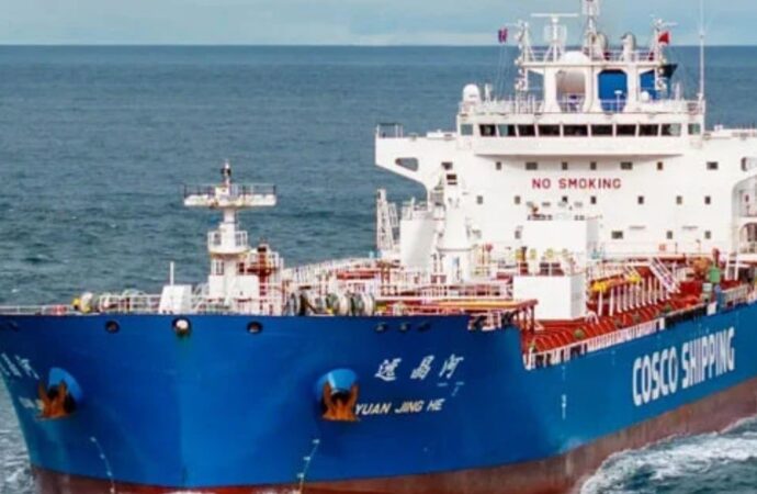 চট্টগ্রাম বন্দরে এলো ৬৮ হাজার টন ডিজেলবাহী দুইটি ট্যাংকার