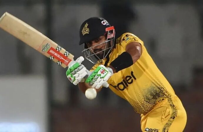 টি-টোয়েন্টিতে ফিফটির ‘সেঞ্চুরি’: ওয়ার্নার-কোহলিদের সঙ্গে বাবর আজমের স্বীকৃতি