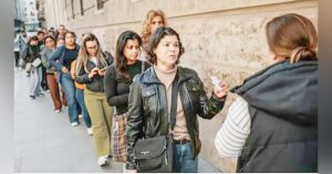 স্পেনে অভিবাসীদের বৈধ করার প্রক্রিয়া শুরু