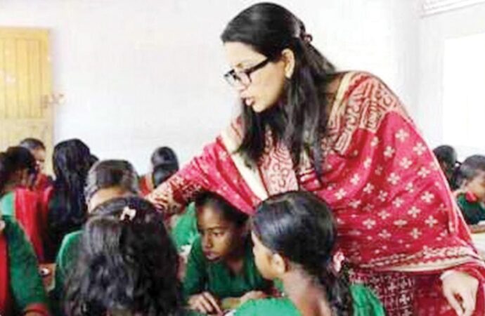 সরকারের সিদ্ধান্ত: ৯ হাজার ধর্মীয় ও শূন্য পদে শিক্ষক নিয়োগ প্রক্রিয়া শুরু