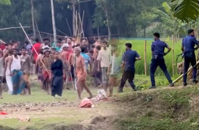 পাকুন্দিয়ায় ফুটবল সংক্রান্ত সংঘর্ষে ওসি সহ আহত ২০