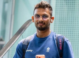 চুক্তিভঙ্গের জন্য এক বছর পাকিস্তান সুপার লিগ থেকে নিষিদ্ধ দাসুন শানাকা