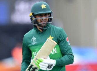 পিএসএল থেকেও অবসরের ঘোষণা দিলেন শোয়েব মালিক