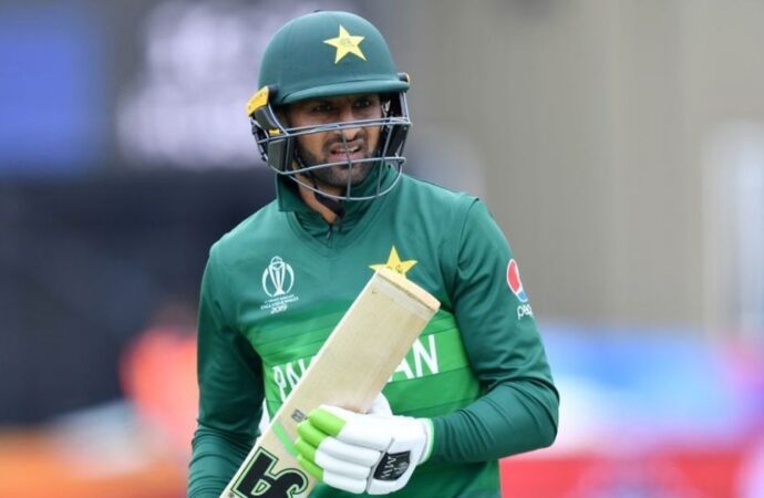 পিএসএল থেকেও অবসরের ঘোষণা দিলেন শোয়েব মালিক