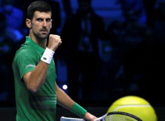 টেনিস ইতিহাসে জোকোভিচের নতুন রেকর্ড: গ্র্যান্ড স্লামে ৪০০ জয়ের মাইলফলক