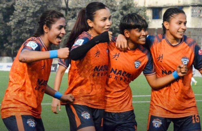 ১০ ম্যাচে ১০ জয়ে অপরাজিত চ্যাম্পিয়ন ঋতুপর্ণারা