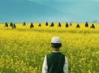 প্রেশার কুকারের ‘ফার্স্ট হুইসেল’ বাজতেই রহস্য, উত্তাপ!