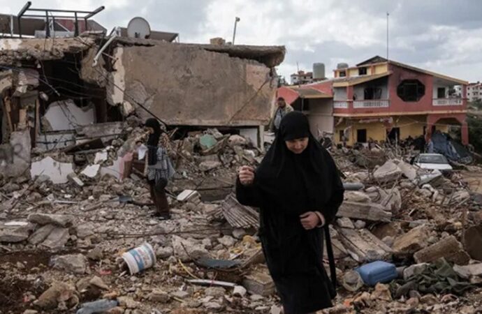 ইসরায়েলি হামলায় লেবাননে ৮৩ শিশুসহ নিহত ৪০০