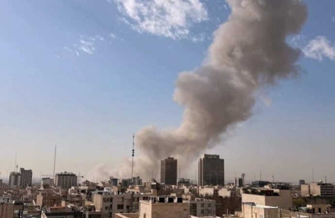 হামলার মুখে মধ্যস্থতা করা সম্ভব নয়: কাতার