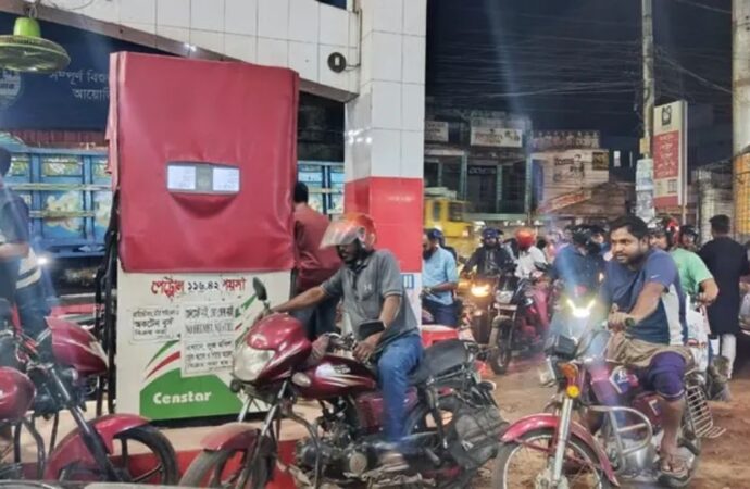অকটেন ও পেট্রোল বিক্রি নিয়ে নতুন নির্দেশনা দিল সরকার